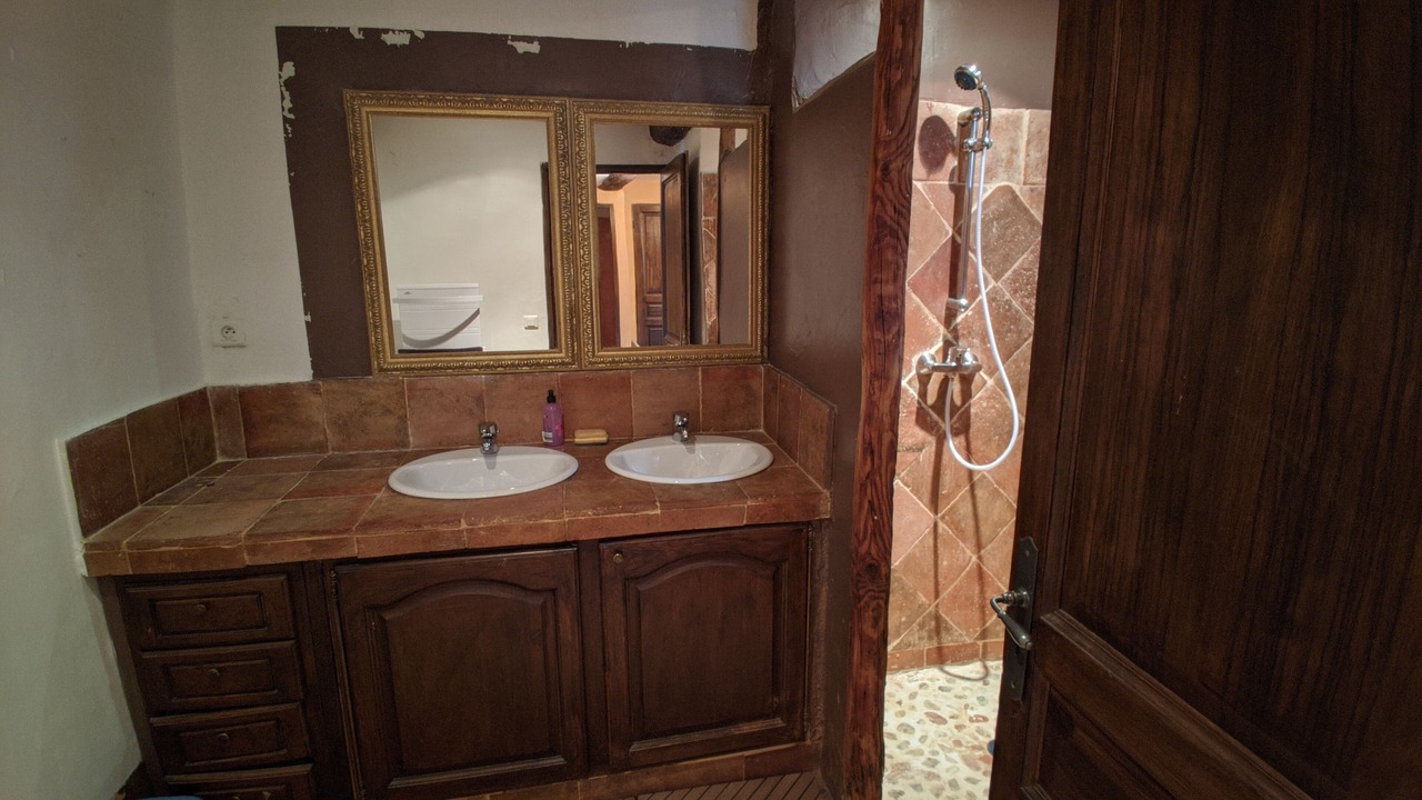 Photo of Bathroom in Lasalle