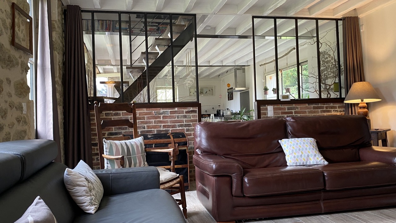Photo of Livingroom in Change