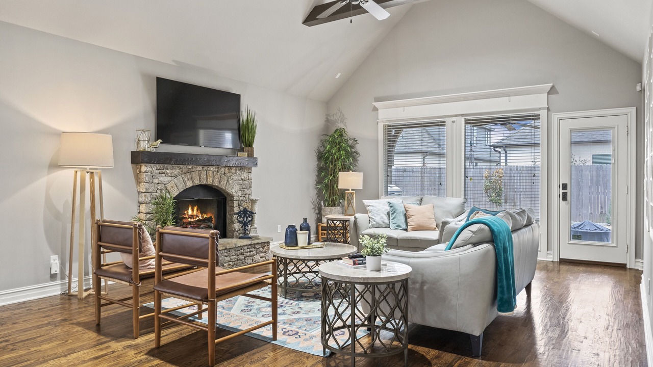Photo of Livingroom in Bixby