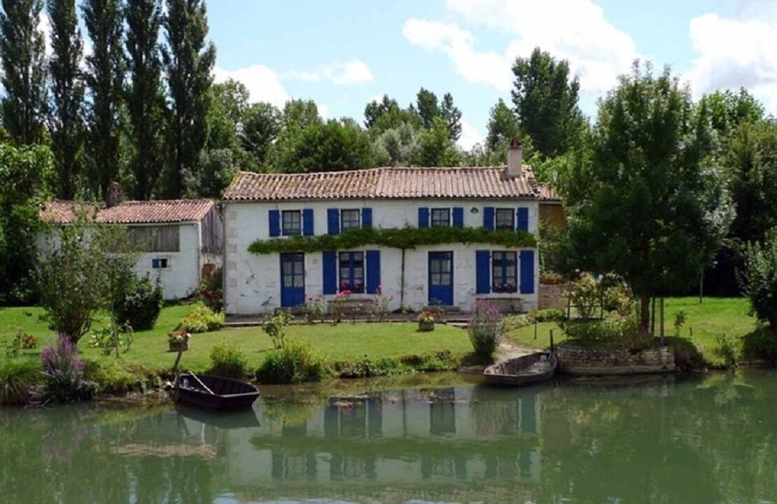 Photo of Outdoor in Saint-Martin-des-Fontaines