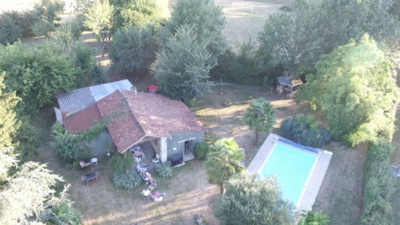 Photo of Outdoor in Saint-Martin-des-Fontaines