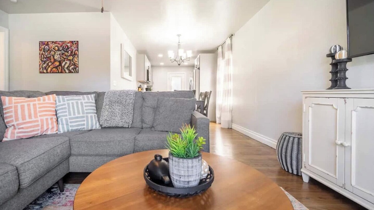 Photo of Livingroom in Norman
