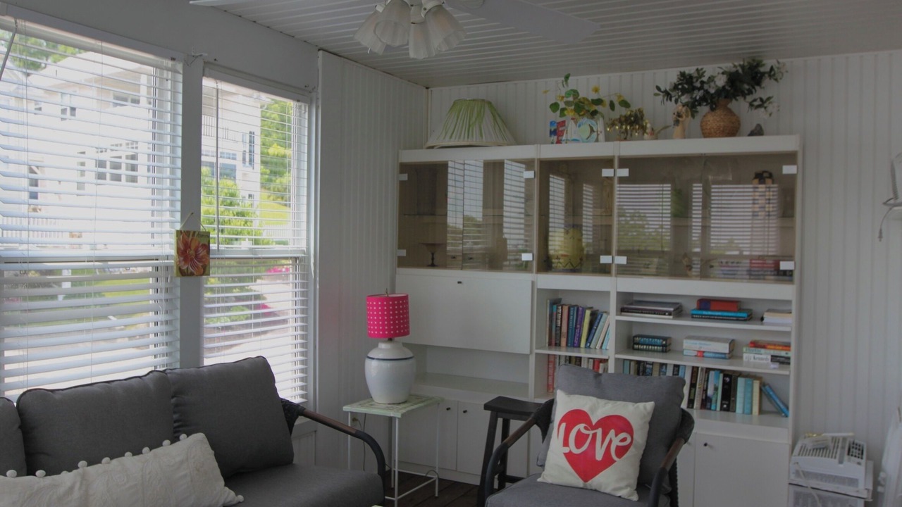 Photo of Livingroom in Crystal Beach