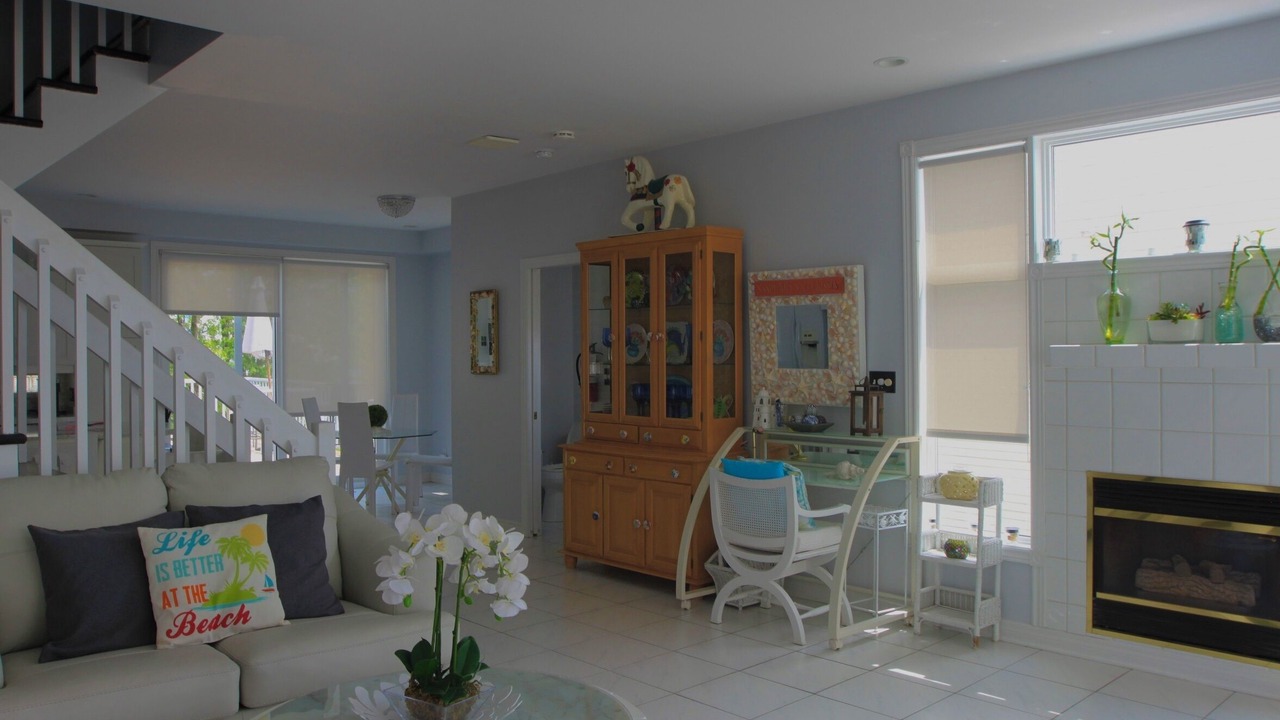 Photo of Livingroom in Crystal Beach