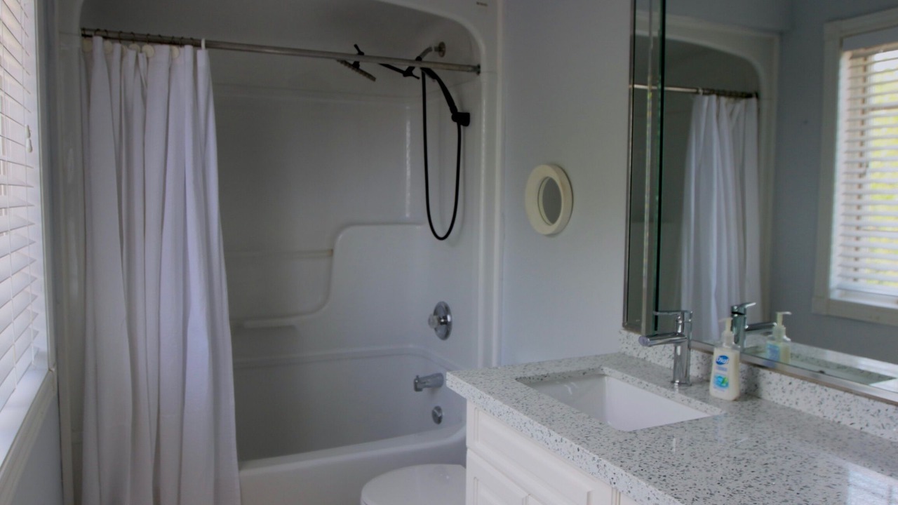 Photo of Bathroom in Crystal Beach