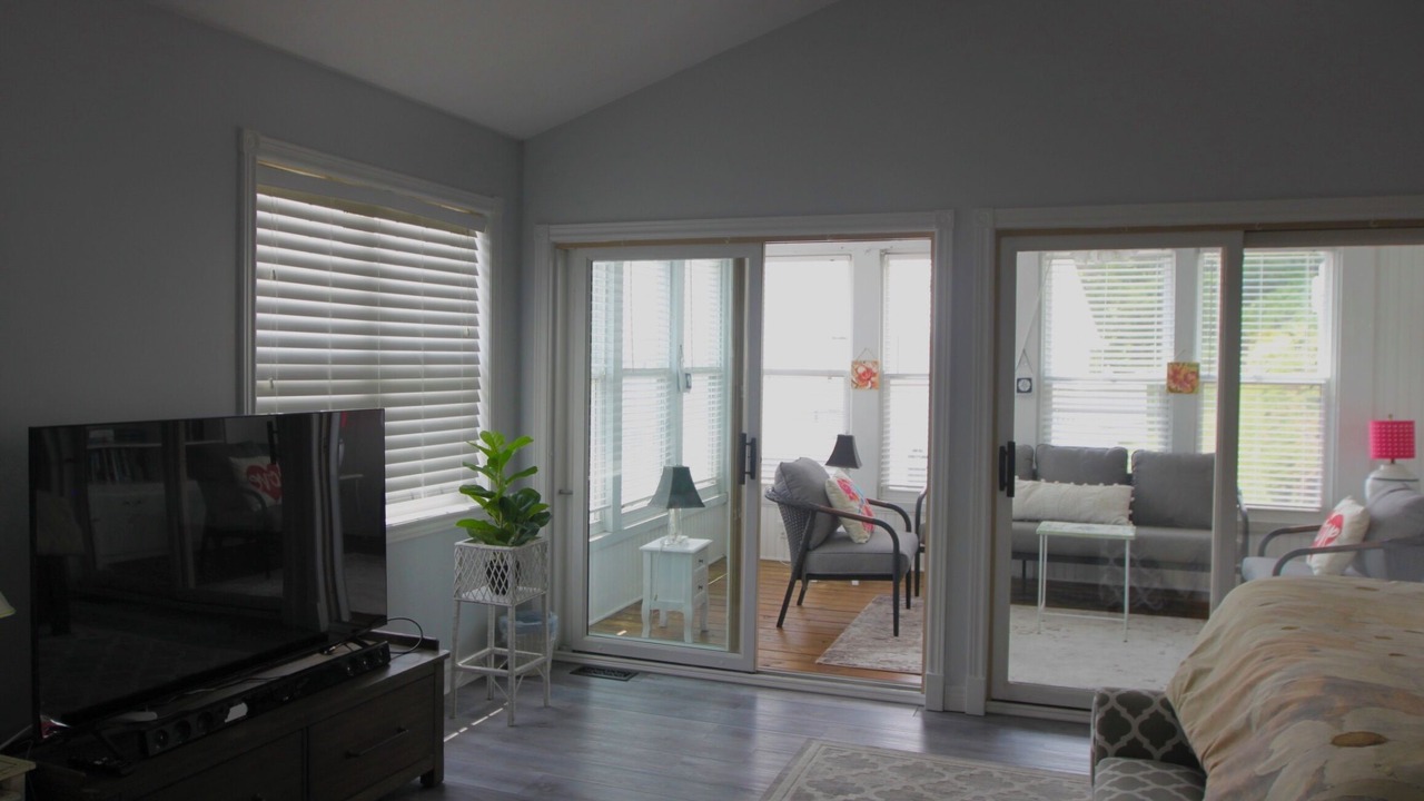 Photo of Bedroom in Crystal Beach