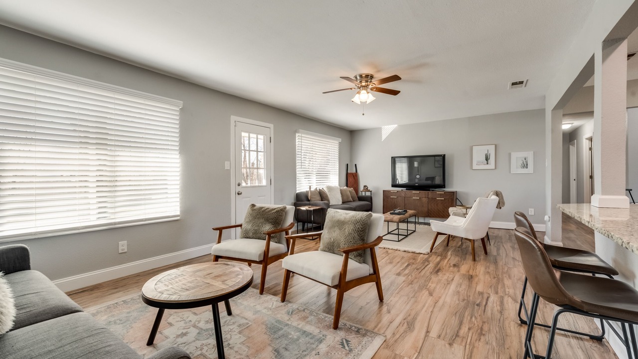 Photo of Livingroom in Keller