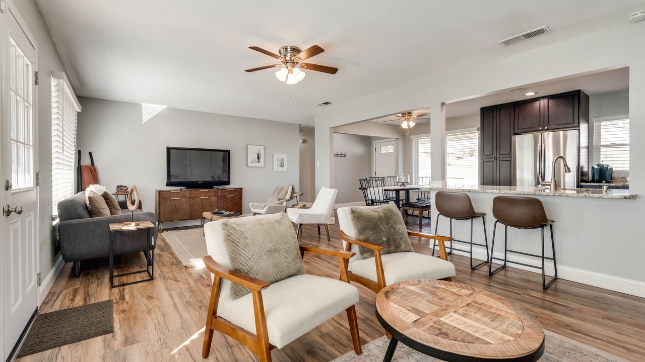 Photo of Livingroom in Keller
