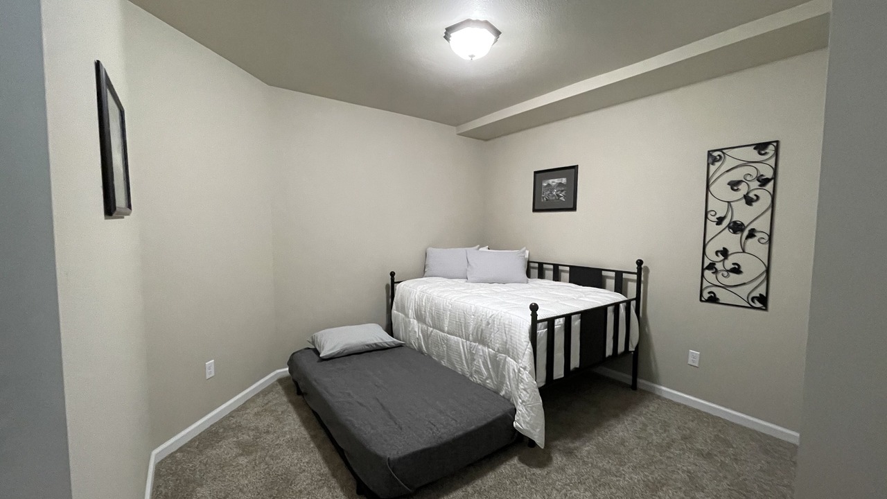Photo of Bedroom in Fox Farm-College