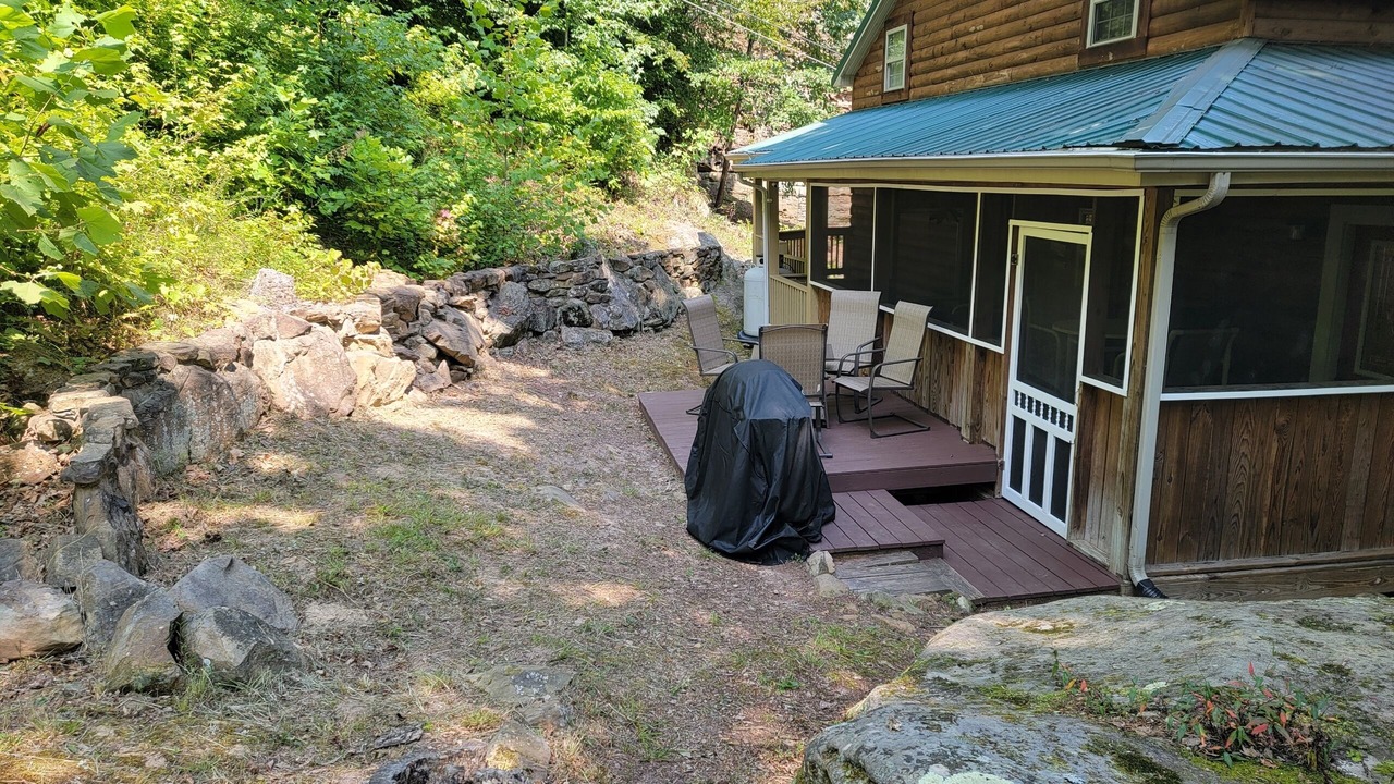 Photo of Patio Balcony in Penrod