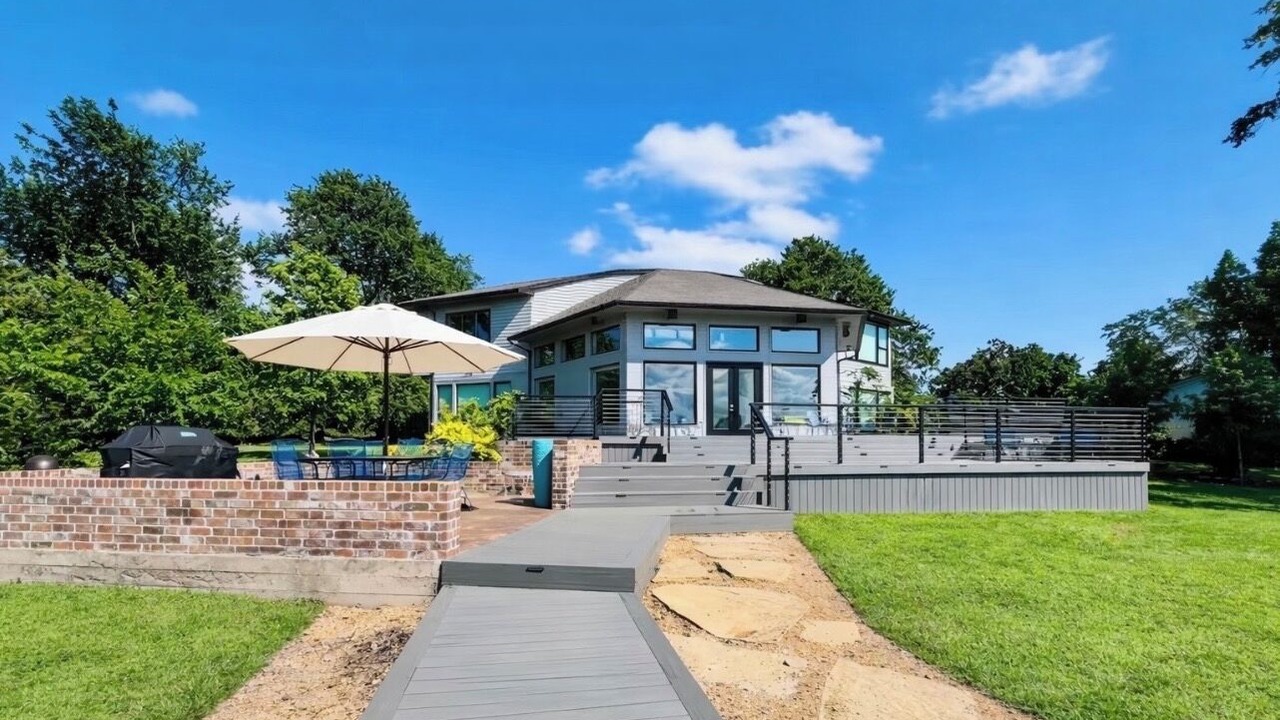 Photo of Patio Balcony in Carolyn Estates