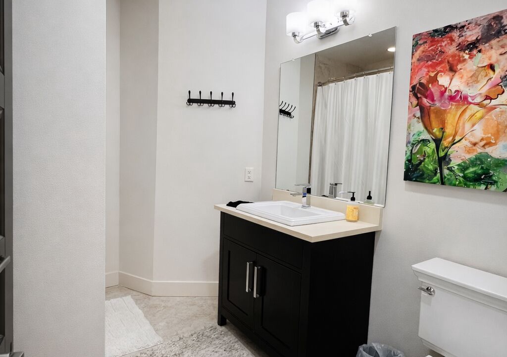 Photo of Bathroom in Carolyn Estates