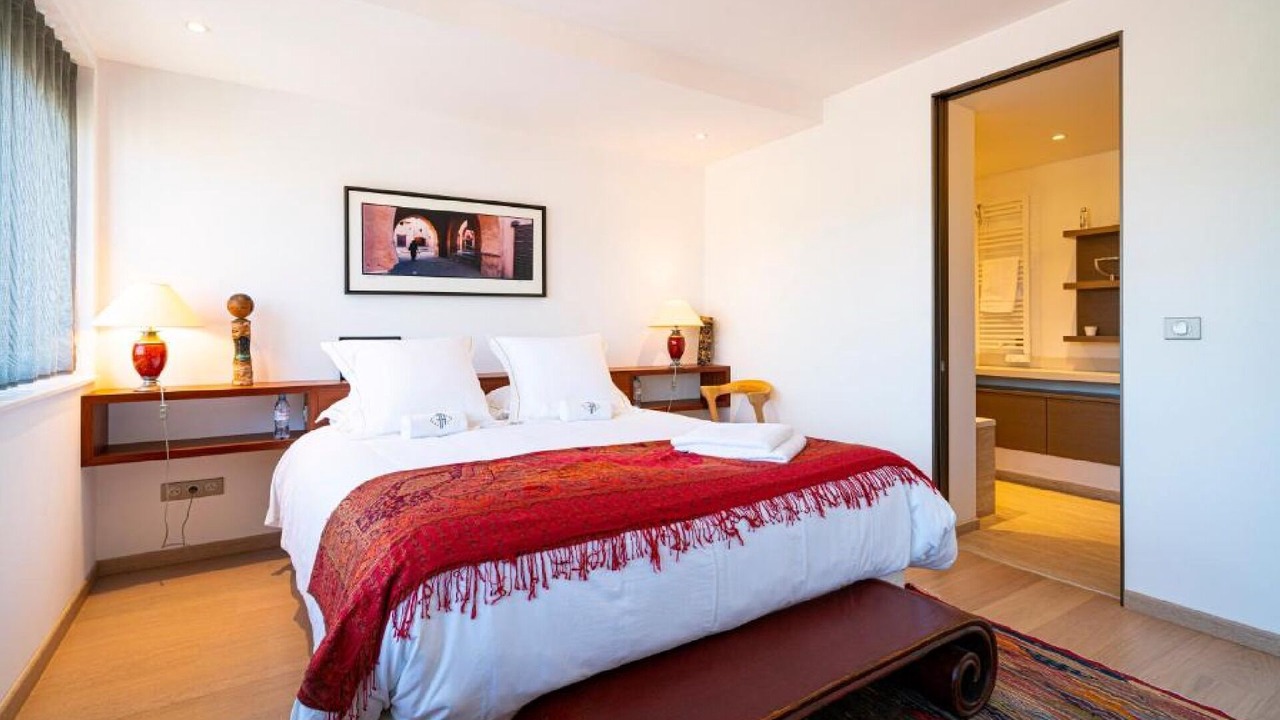 Photo of Bedroom in Reims City Centre