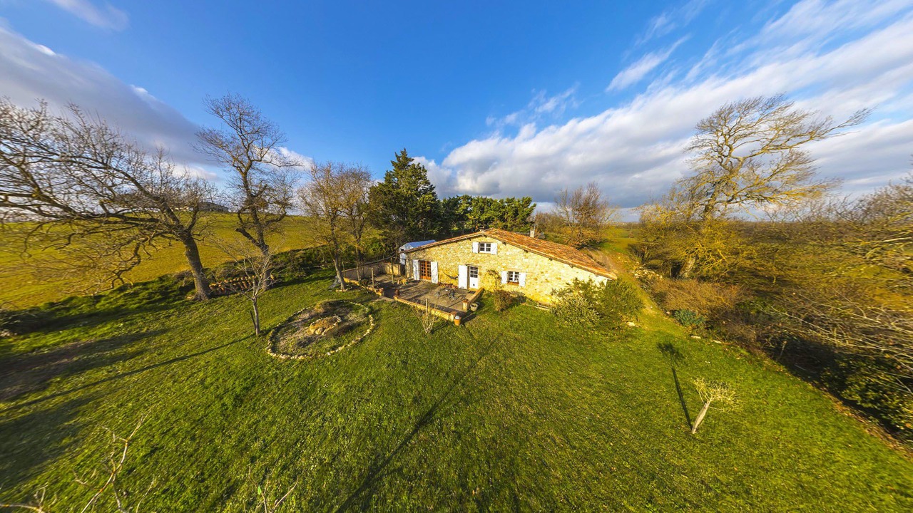 Photo of Outdoor in Touget