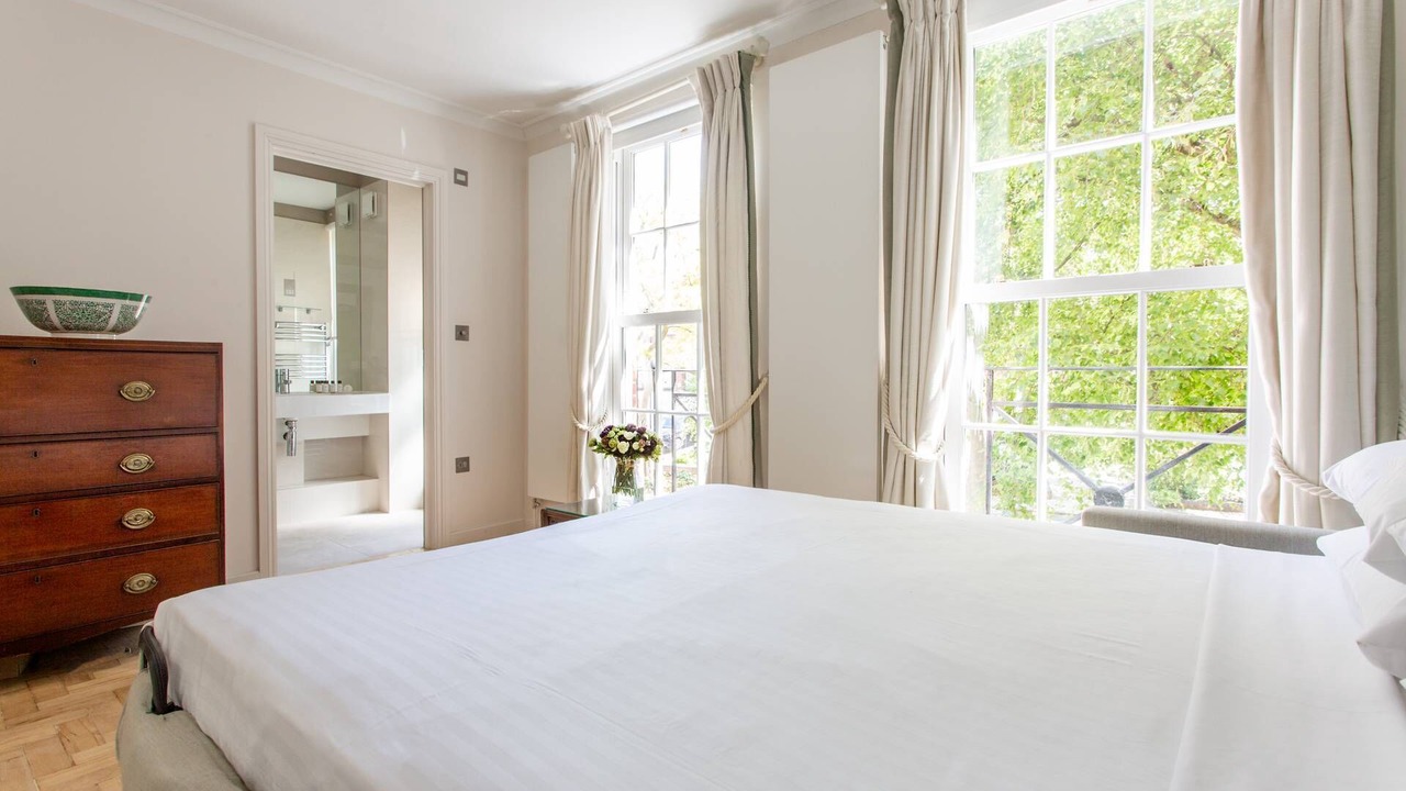 Photo of Bedroom in Holland Park