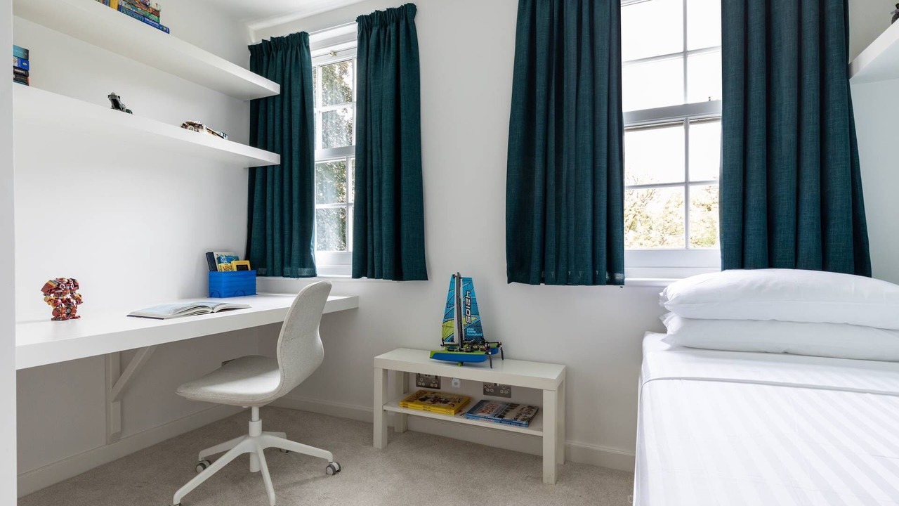 Photo of Bedroom in Holland Park