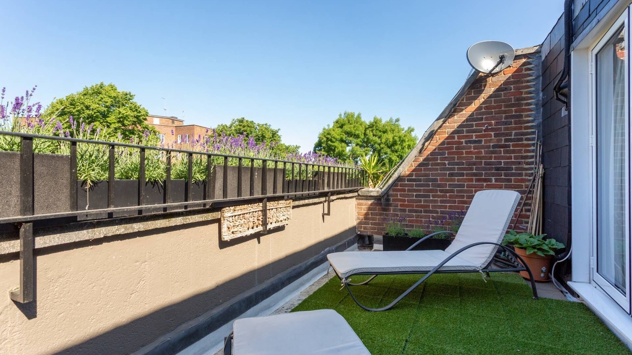 Photo of Patio Balcony in Holland Park
