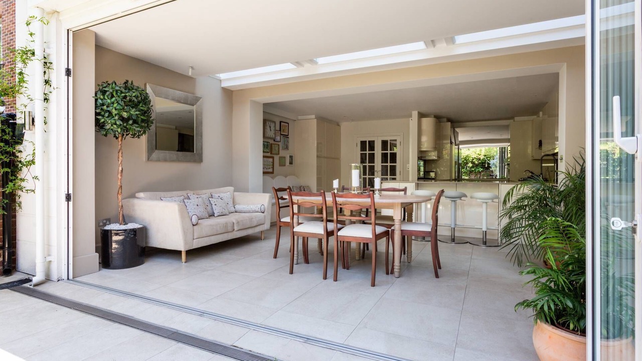 Photo of Outdoor in Holland Park