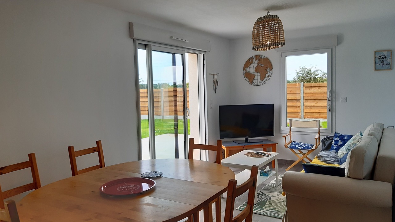 Photo of Livingroom in Plougoulm