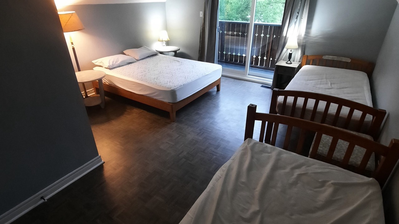 Photo of Bedroom in Wasaga Beach