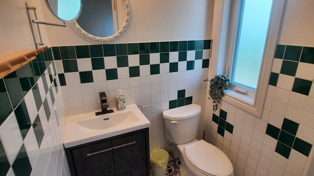 Photo of Bathroom in Wasaga Beach