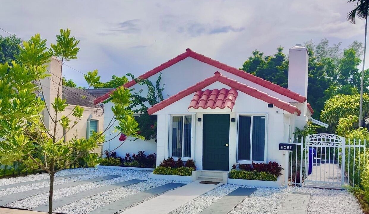 Photo of Outdoor in Coral Way