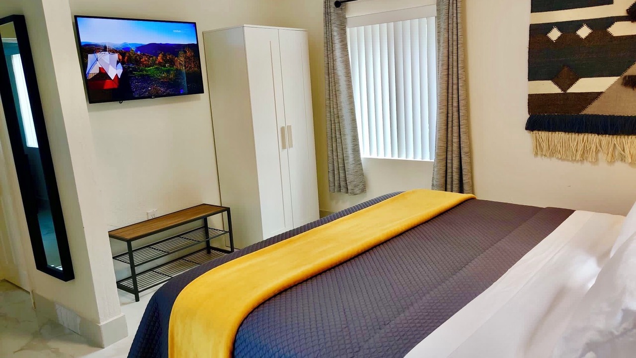 Photo of Bedroom in Coral Way
