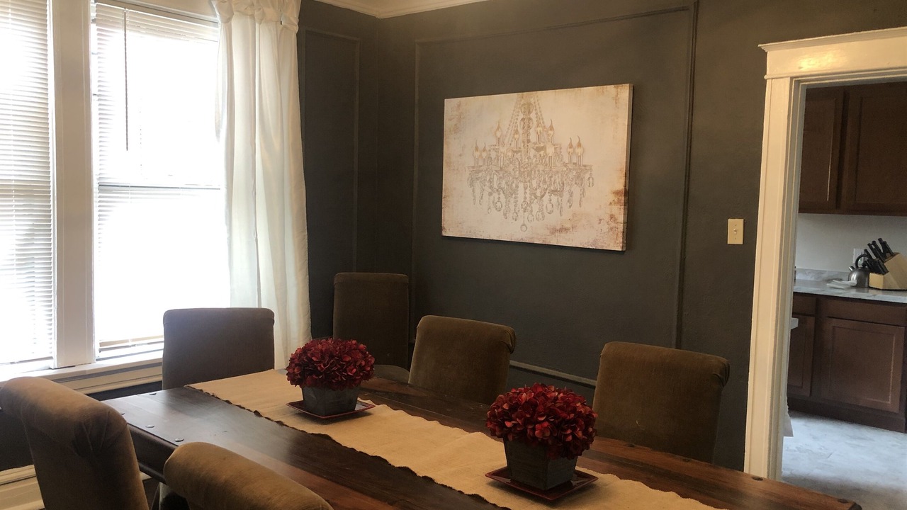 Photo of Livingroom in St. Louis