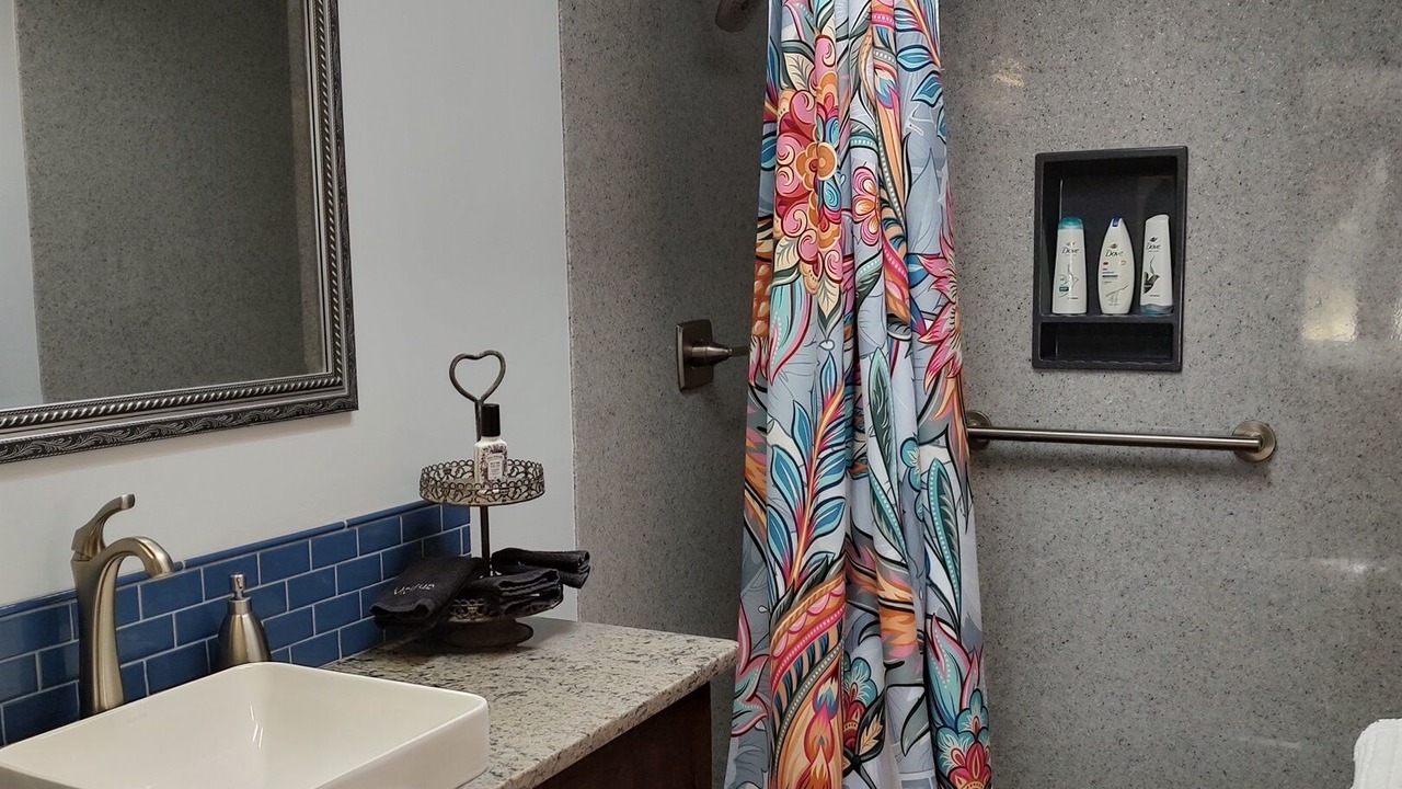 Photo of Bathroom in Eldorado at Santa Fe