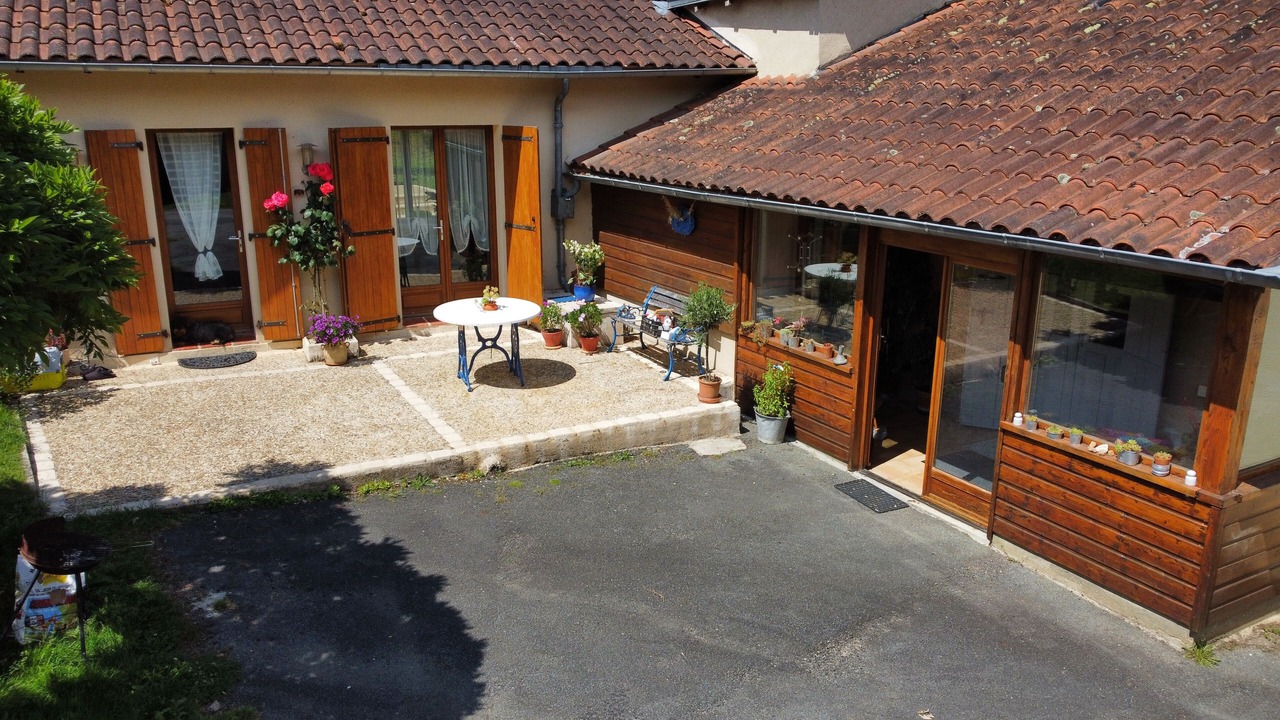 Photo of Outdoor in Coursac