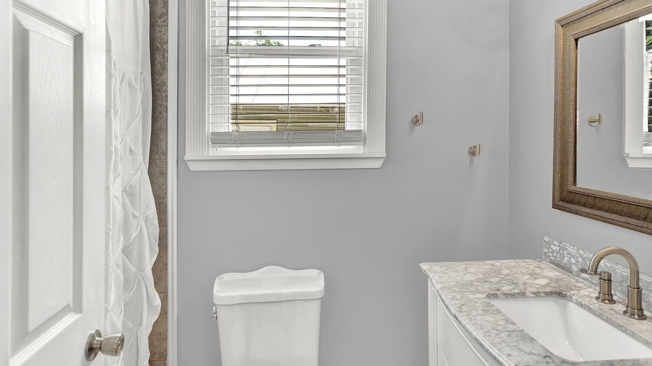 Photo of Bathroom in Hondo
