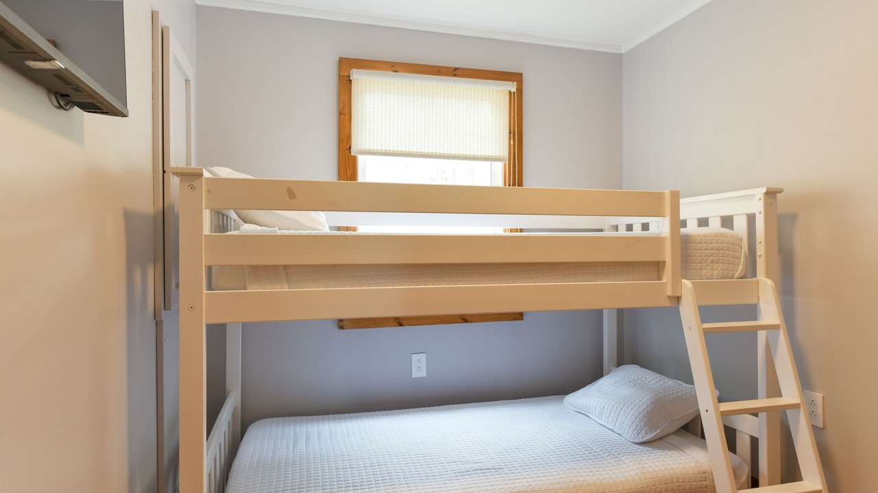 Photo of Others in Altmar