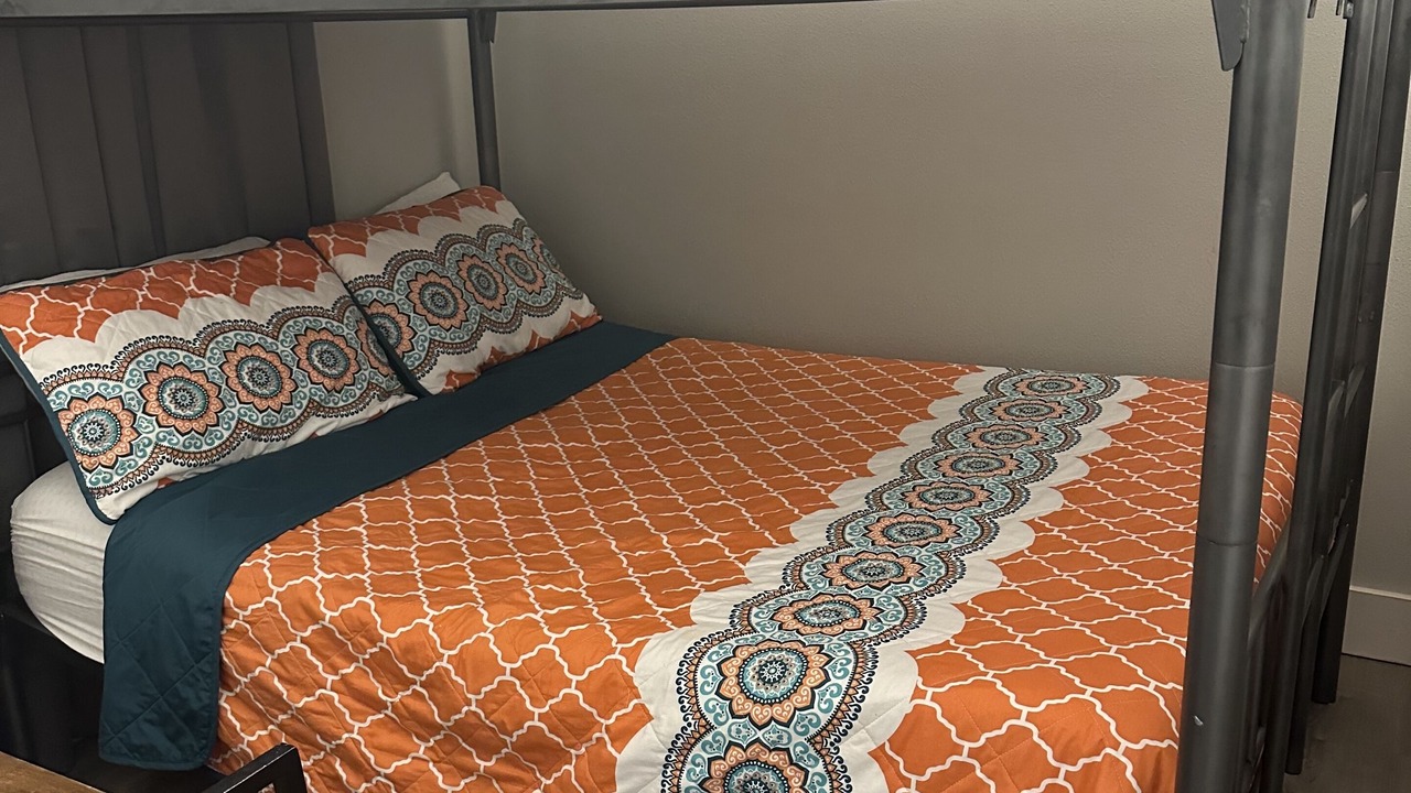 Photo of Bedroom in Horseshoe Bay