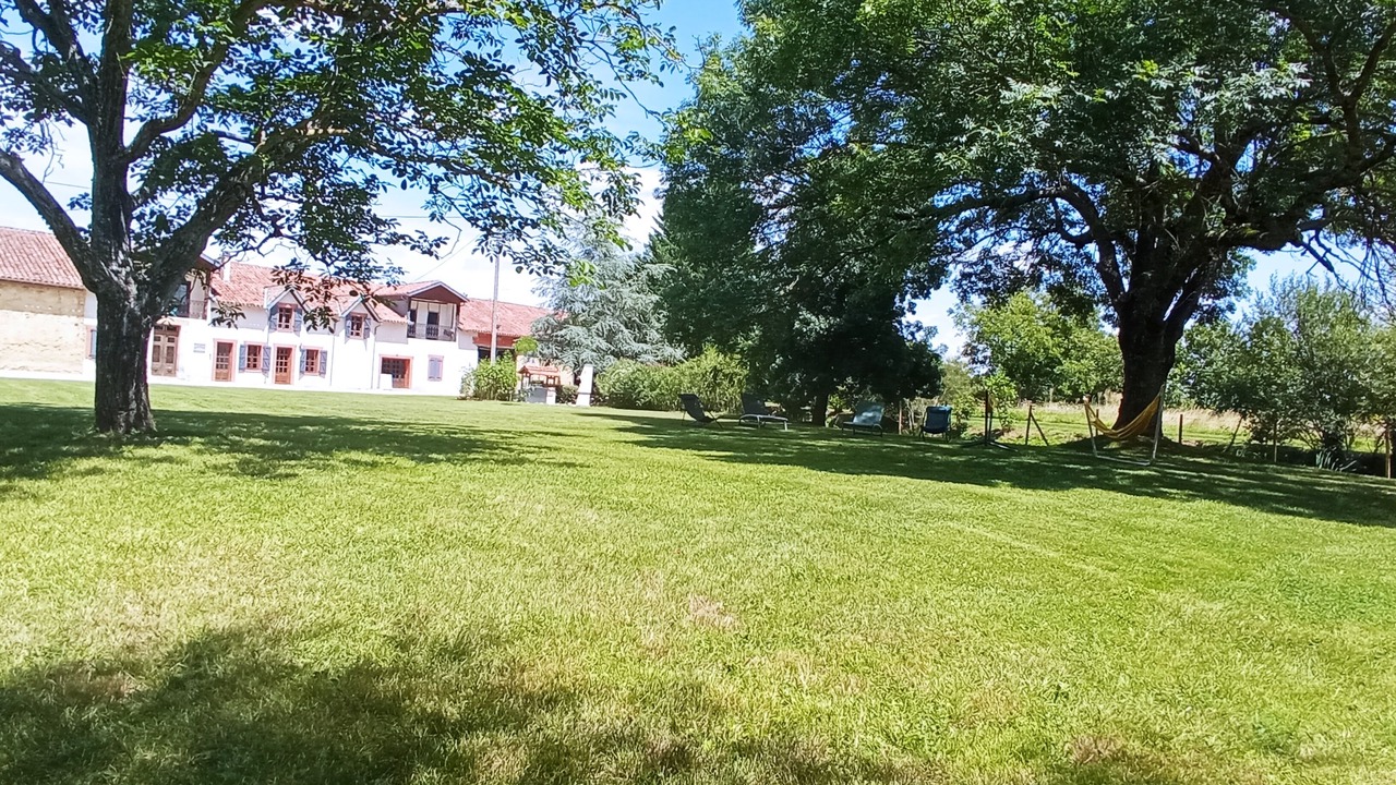 Photo of Outdoor in Boulogne-sur-Gesse