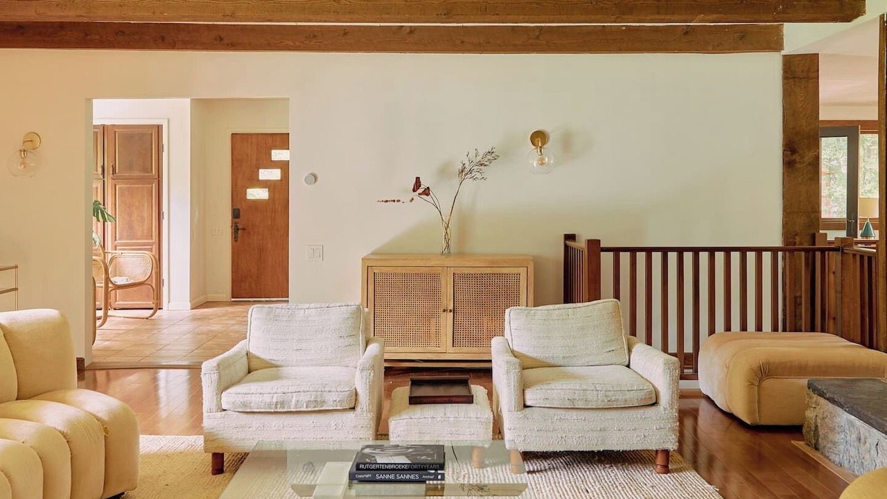 Photo of Livingroom in Bearsville