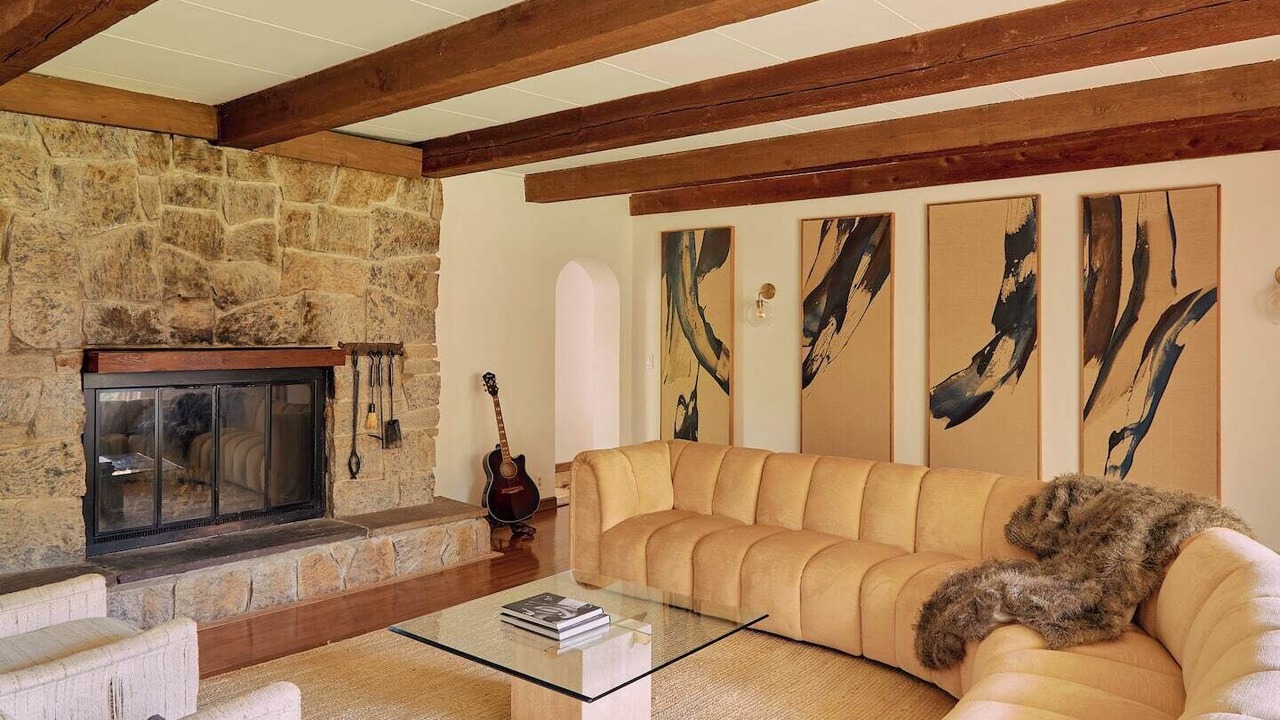 Photo of Livingroom in Bearsville