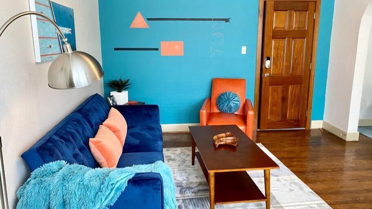 Photo of Livingroom in Midtown