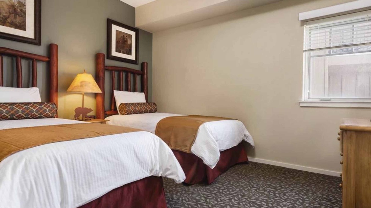 Photo of Bedroom in West Yellowstone