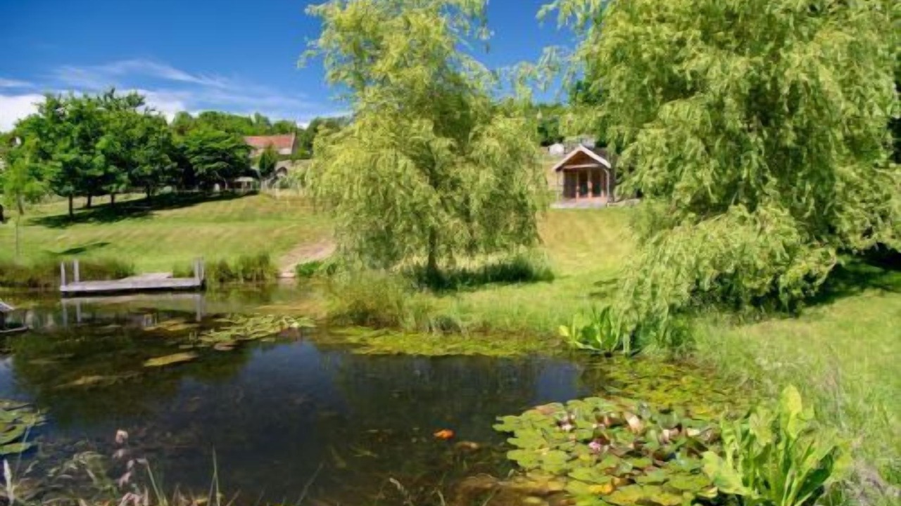 Photo of Others in Vobster