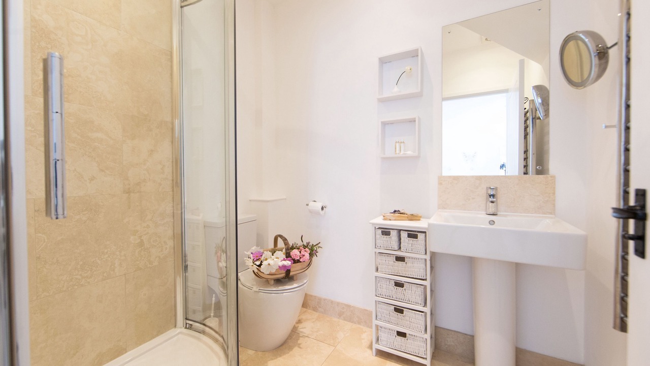 Photo of Others in Vobster