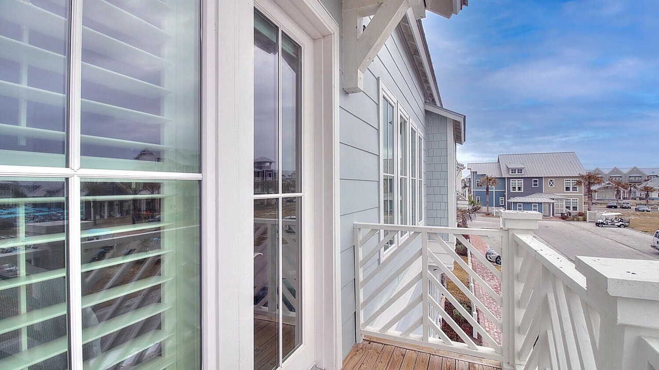 Photo of Patio Balcony in Cinnamon Shore