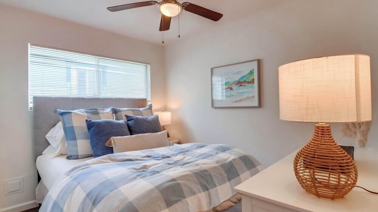 Photo of Bedroom in South Mission Beach