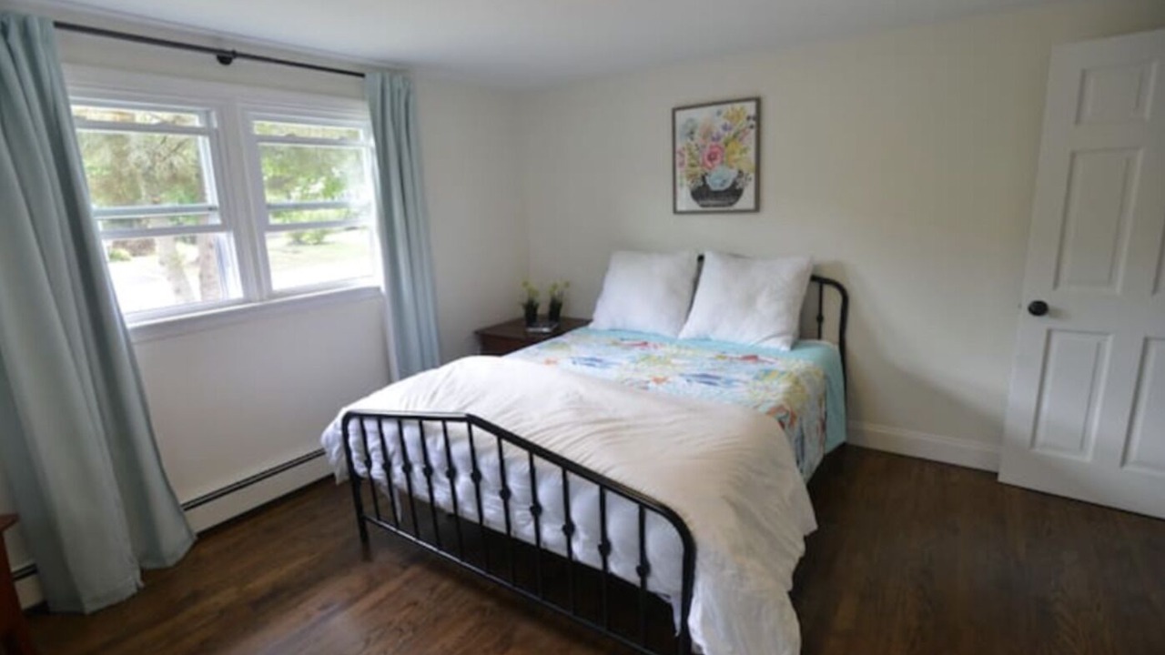 Photo of Bedroom in Bristol