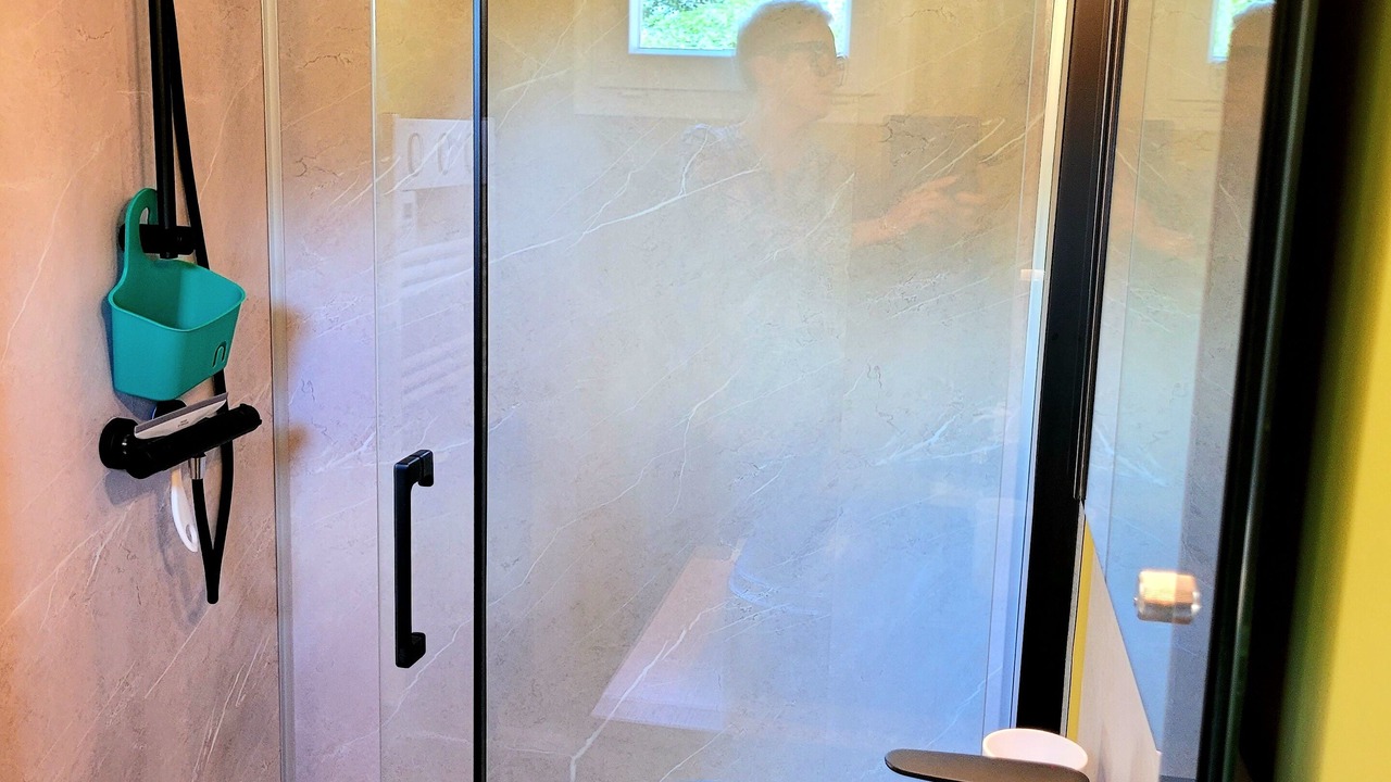 Photo of Bathroom in Saint-Aignan-Grandlieu
