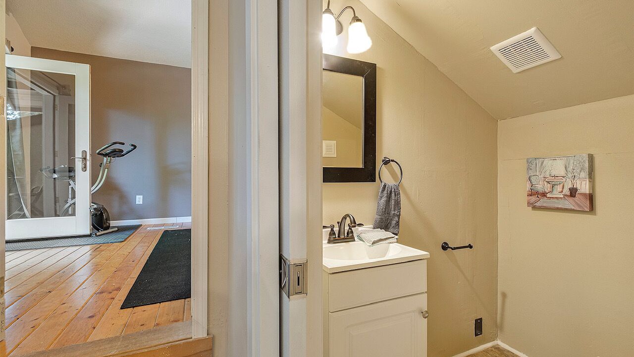 Photo of Bathroom in Stafford - Tualatin Valley