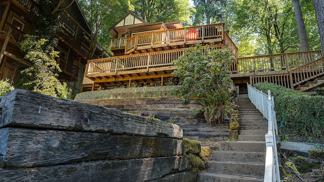 Photo of Outdoor in Stafford - Tualatin Valley