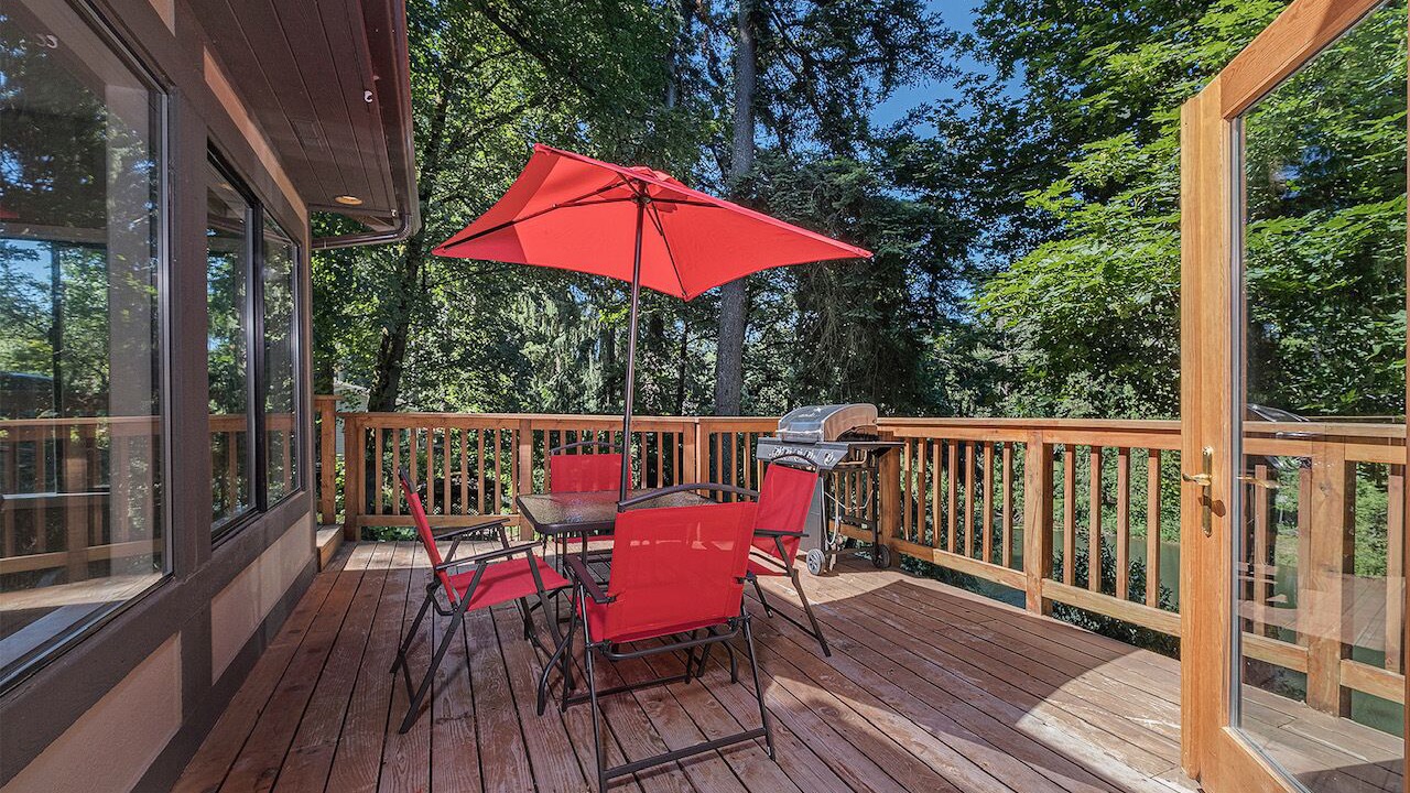 Photo of Outdoor in Stafford - Tualatin Valley