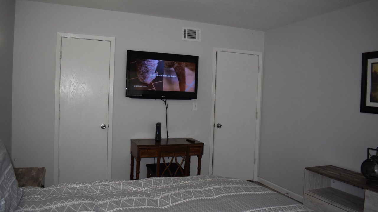 Photo of Bedroom in Lake of the Ozarks