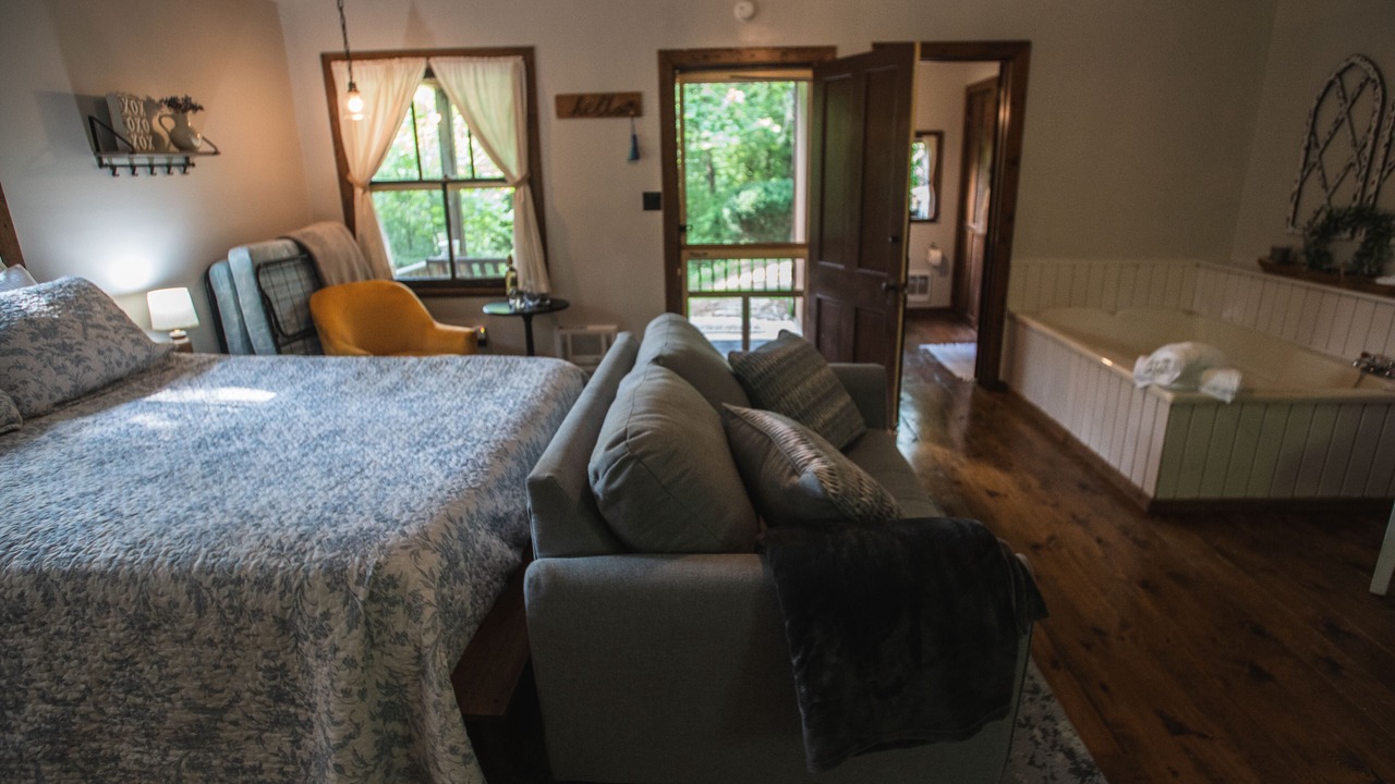 Photo of Bedroom in Marthasville