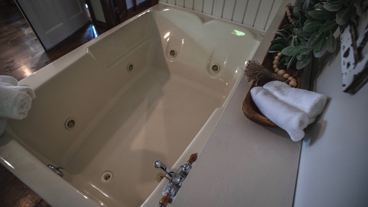 Photo of Bathroom in Marthasville